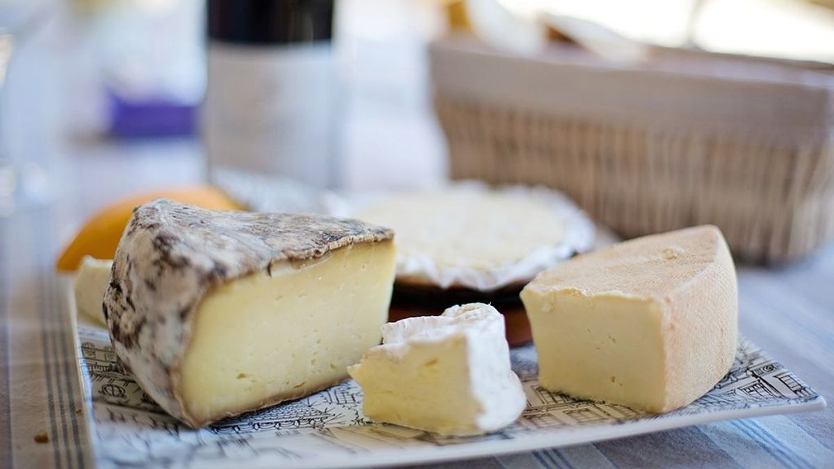 Alertan sobre un nuevo brote de listeriosis en un lote de queso de leche cruda procedente de Francia