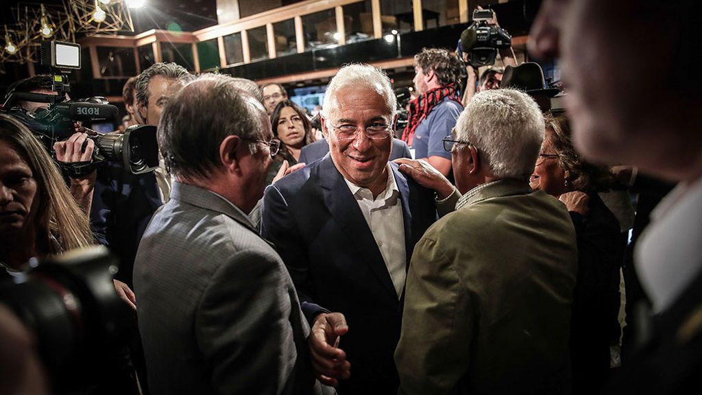 El socialista Antonio Costa roza la mayoría absoluta en las elecciones portuguesas El socialista Antonio Costa roza la mayoría absoluta en las elecciones portuguesas