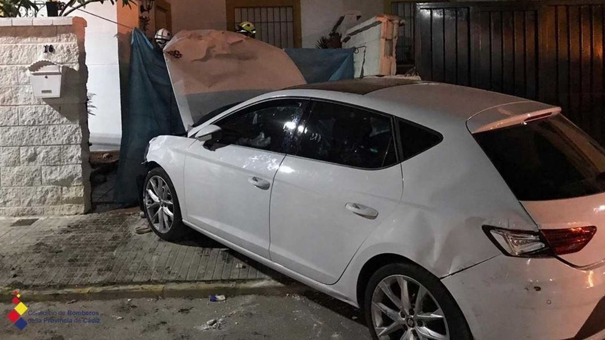 Muere atropellada junto a su perro por un vehículo que perdió el control en Cádiz