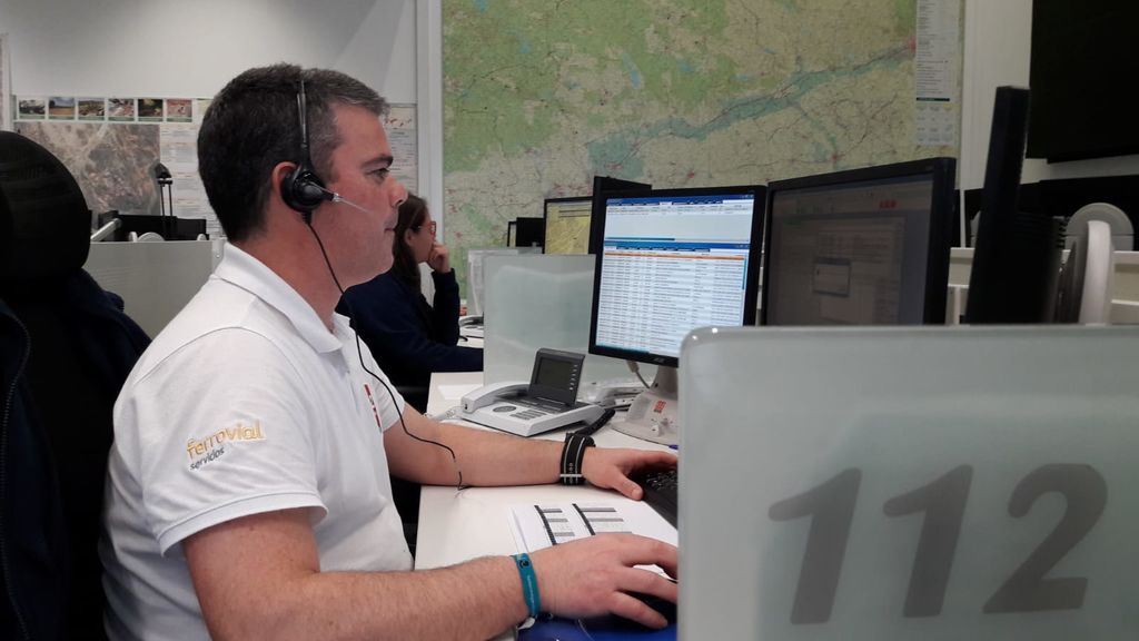"Se muere, deje de hacerme preguntas y mande una ambulancia": ¿son necesarios los "interminables" cuestionarios de los servicios de emergencias?