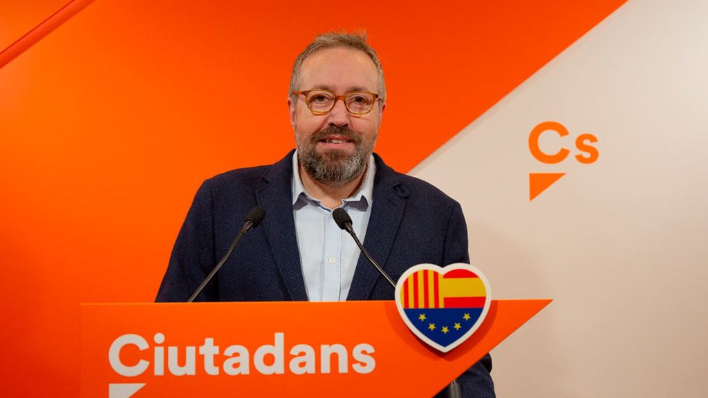 El último insulto de Girauta (Cs) . Ataca al PSC les llama " lameculos paniaguados" El último insulto de Girauta (Cs) . Ataca al PSC les llama " lameculos paniaguados"
