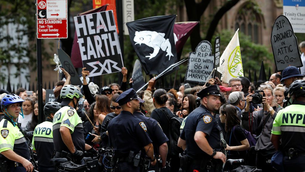 Las  manifestaciones para exigir a los políticos que actúen contra el cambio climático, de Nueva York a Australia
