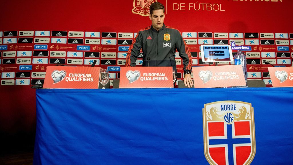 Robert Moreno no descarta a Ansu Fati para la Euro2020: "En poco tiempo ha demostrado muchas cosas" Robert Moreno no descarta a Ansu Fati para la Euro2020: "En poco tiempo ha demostrado muchas cosas"