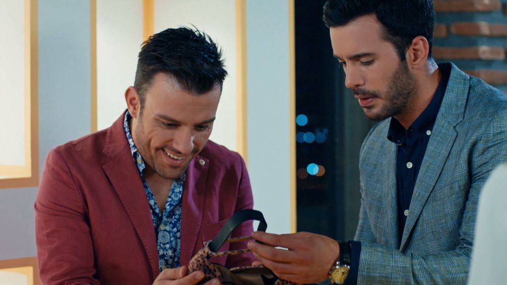 Ömer recupera los zapatos y Yasemin es descubierta