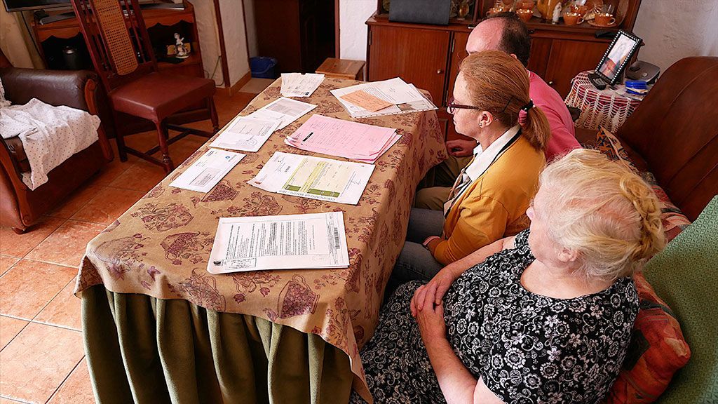 Rosario junto a su hijo José y su prima Milagros