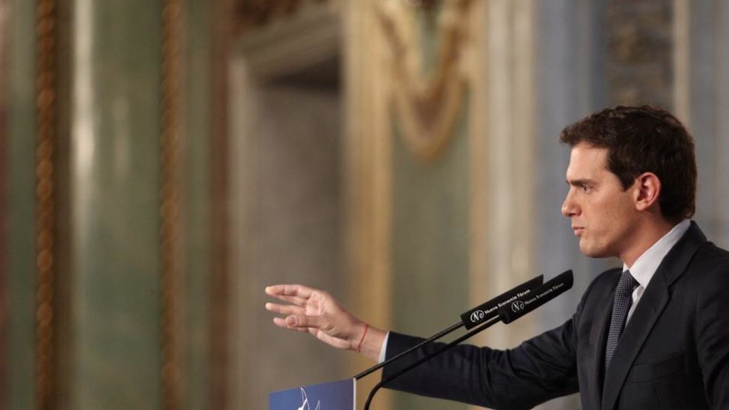 Rivera propone un pacto entre PP, PSOE y Ciudadanos Rivera propone un pacto entre PP, PSOE y Ciudadanos