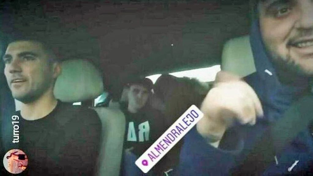 La imprudencia que costó la vida a Reyes: sabía que un neumático estaba rajado y no era aconsejable viajar a Sevilla con el Mercedes Brabus La imprudencia que costó la vida a Reyes: sabía que un neumático estaba rajado y no era aconsejable viajar a Sevilla con el Mercedes Brabus