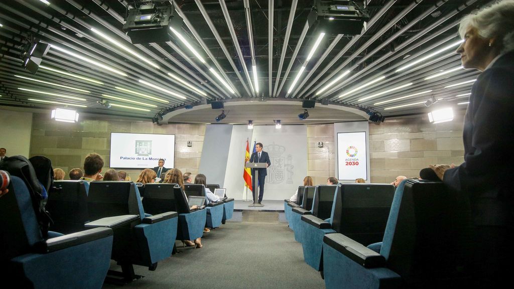 El presidente en funciones comparece en Moncloa El presidente en funciones comparece en Moncloa