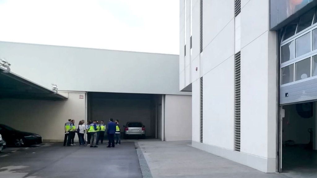 El coche de la mujer del expresidente de la CAM en el lugar del crimen