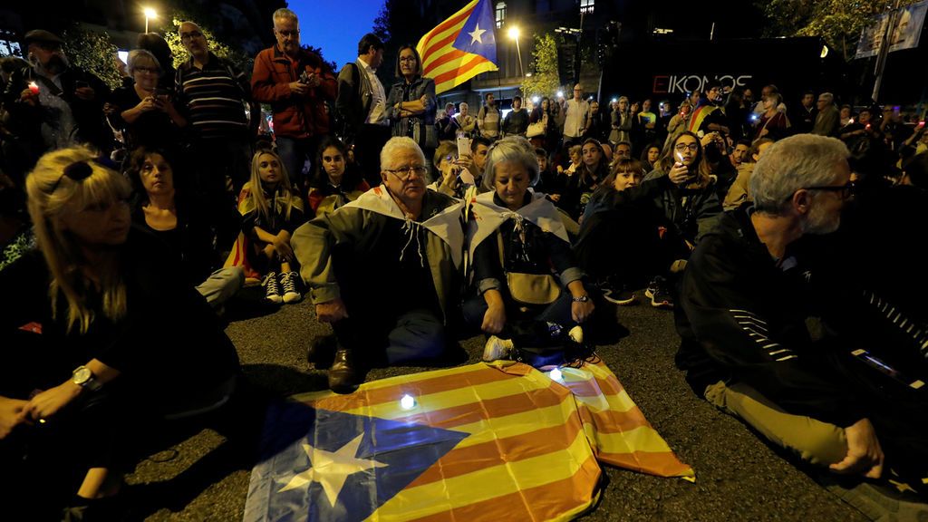 Sentada pacífica en Barcelona en rechazo a la sentencia del procés