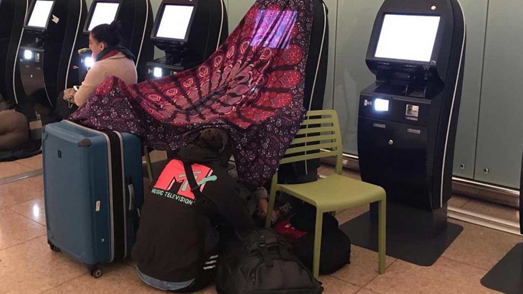 Pasajeros atrapados en El Prat