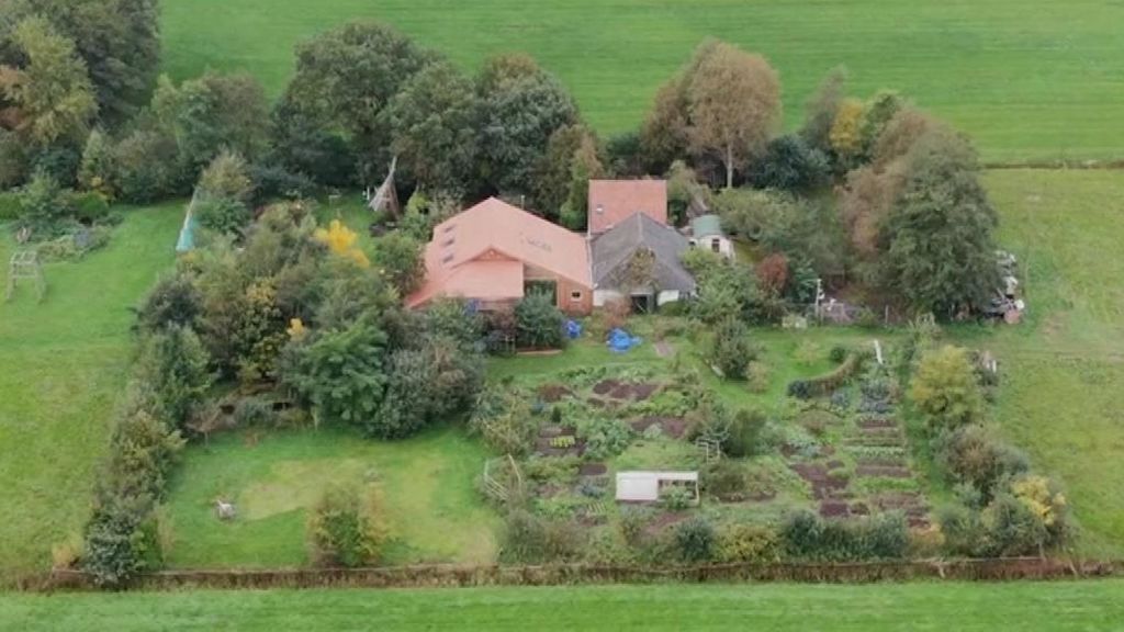 Nueve años encerrados en una granja en Holanda Nueve años encerrados en una granja en Holanda