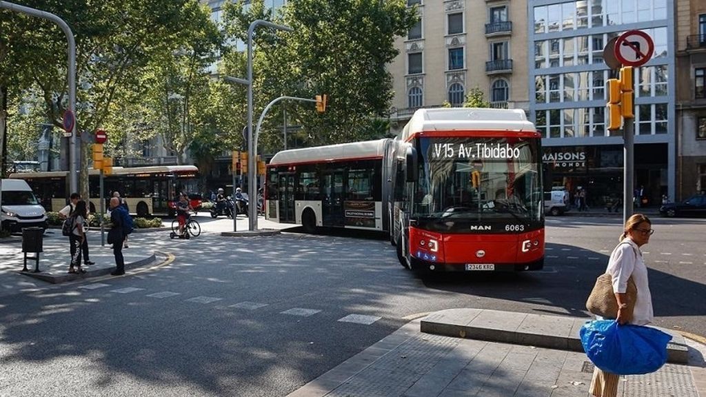 Las empresas en Cataluña facilitan el teletrabajo de cara a la huelga de este viernes Las empresas en Cataluña facilitan el teletrabajo de cara a la huelga de este viernes