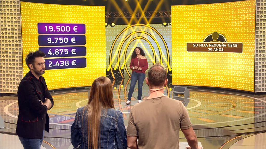 Los concursantes no aciertan la edad de la invitada