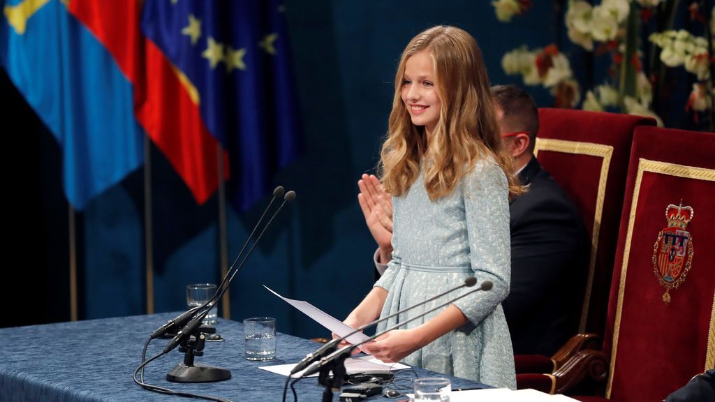 La princesa Leonor pronuncia su discurso durante la ceremonia de entrega de los Premios Princesa de Asturias