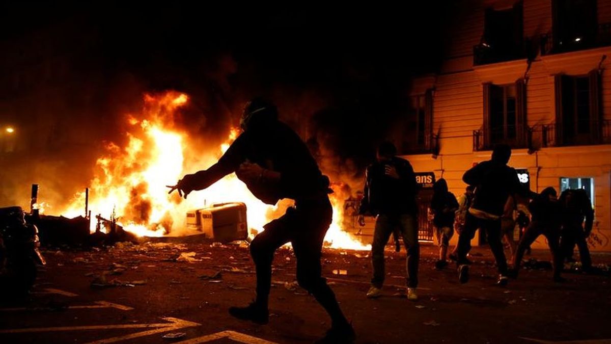 Cifras de los enfrentamientos en Cataluña: al menos 54 personas detenidas y 89 heridas