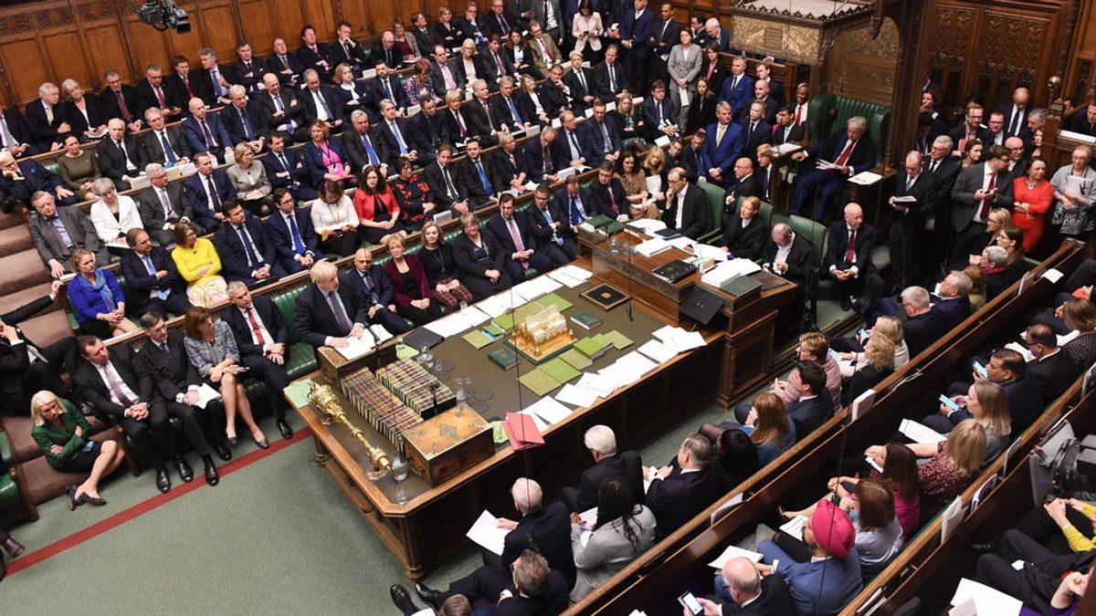 El Parlamento británico paraliza la votación sobre el Brexit