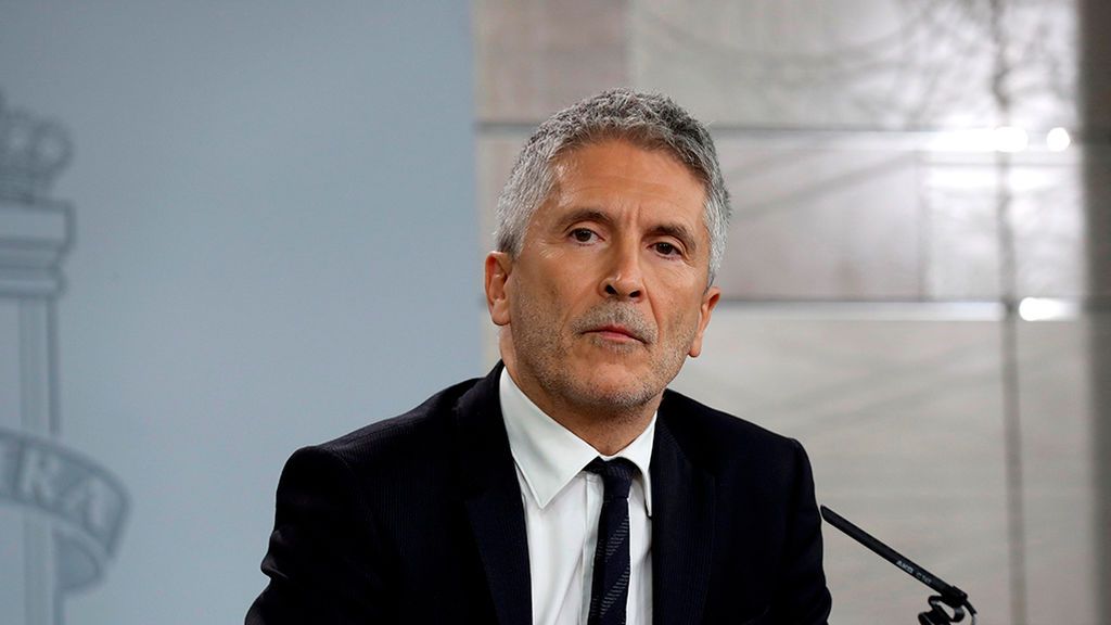 El ministro del Interior se desplaza a la Barcelona ante la gravedad de los disturbios El ministro del Interior se desplaza a la Barcelona ante la gravedad de los disturbios