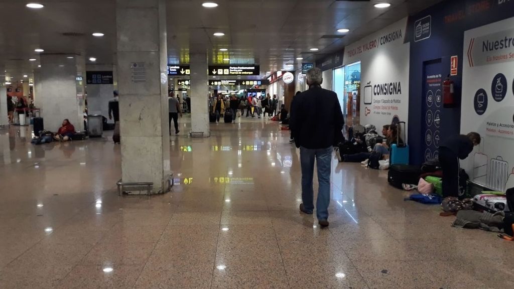 El Aeropuerto de El Prat durante la mañana de este sábado