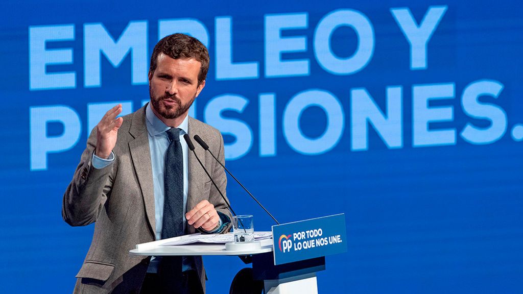 Casado exige a Sánchez que restablezca el orden en Cataluña Casado exige a Sánchez que restablezca el orden en Cataluña