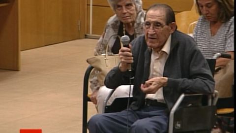 Artístico Dislocación Halar Fallece el doctor Vela, la primera persona juzgada por el robo de bebés en  España