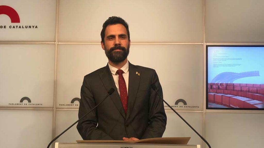 Roger Torrent sobre la nueva resolución: "No es una ley, es un posicionamiento político sin recorrido" Roger Torrent sobre la nueva resolución: "No es una ley, es un posicionamiento político sin recorrido"