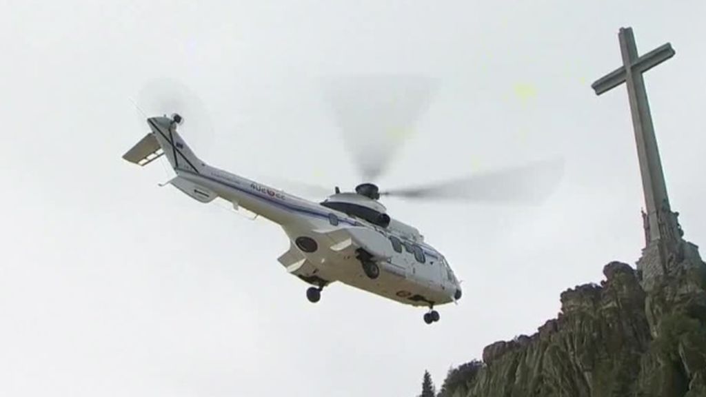 El helicóptero se lleva los restos de Franco del Valle