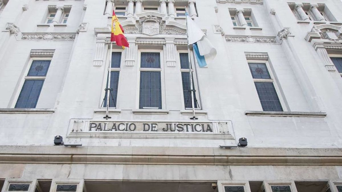 Piden 10 años de prisión a un hombre por violar a su hija de 13 con permiso de su madre y su abuela en Galicia