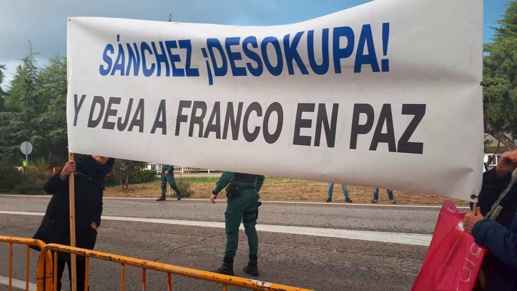 Sánchez desokupa y deja a Franco en paz
