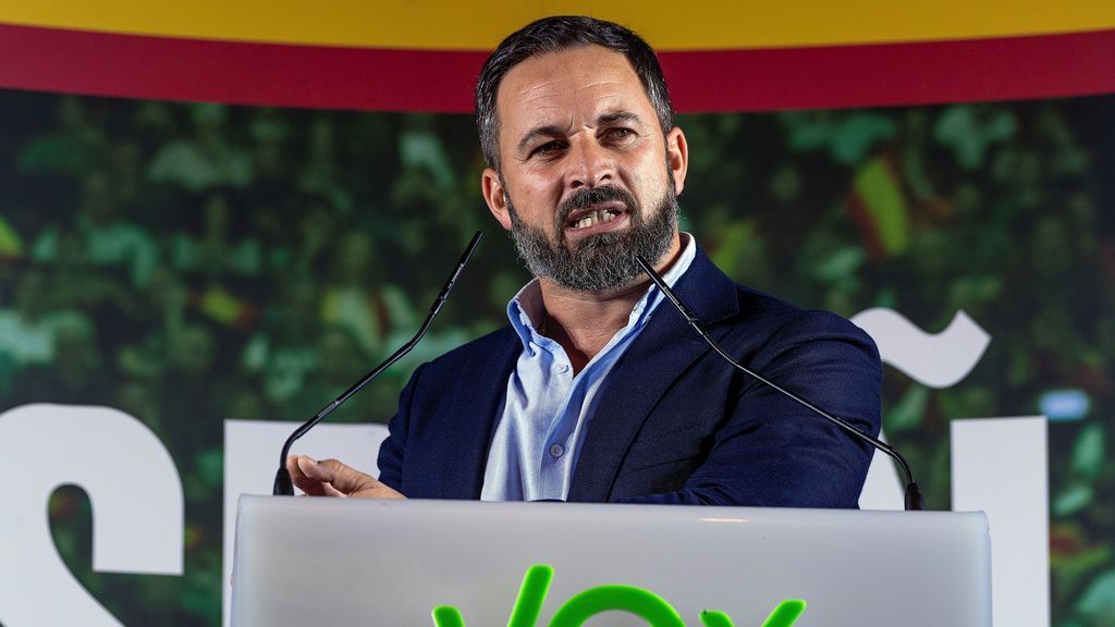 "Nos hemos quedado solos": Vox, en contra del separatismo, critica a los demás partidos y el TS