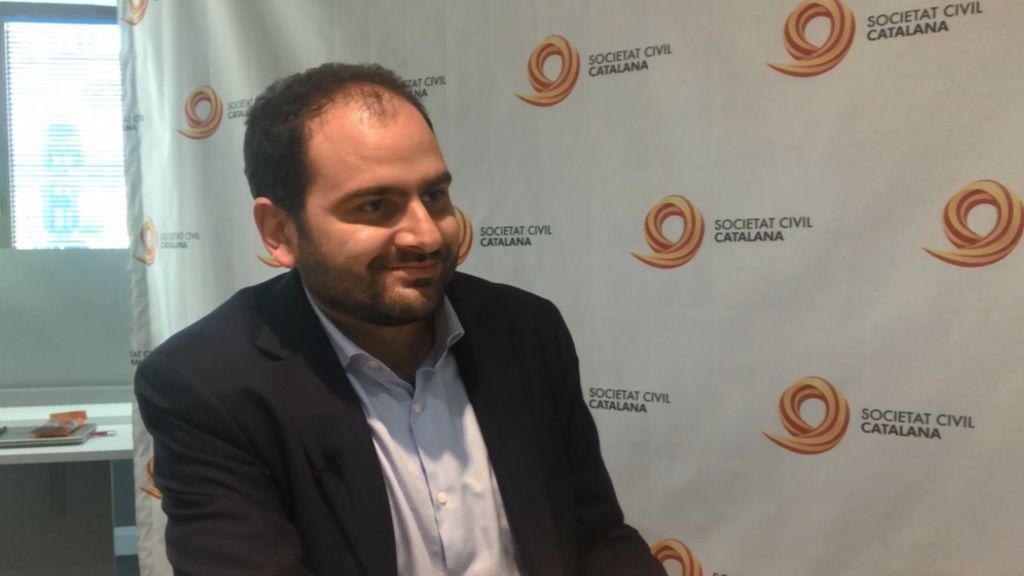 Entrevista al presidente de Societat Civil Catalana: “Por la concordia, por Cataluña, ¡Basta! Entrevista al presidente de Societat Civil Catalana: “Por la concordia, por Cataluña, ¡Basta!