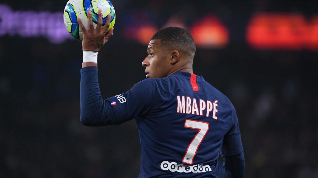 El Madrid intentará el próximo verano el fichaje de Mbappé en una operación que rondará los 300 millones El Madrid intentará el próximo verano el fichaje de Mbappé en una operación que rondará los 300 millones