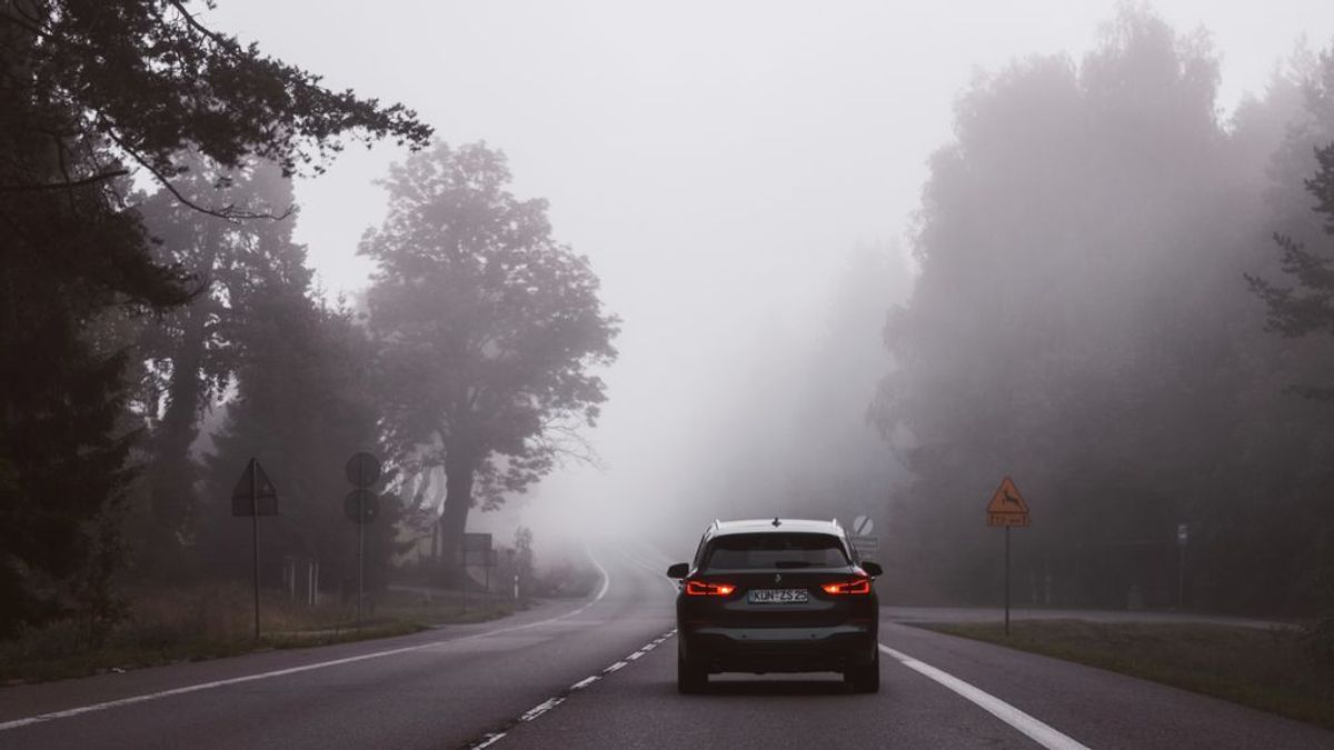 El anticiclón también nos deja niebla: cinco consejos para evitar accidentes en carretera