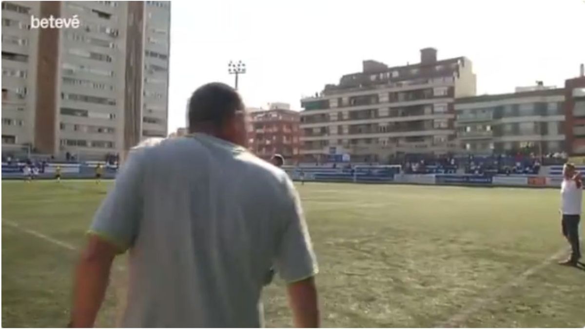 El vergonzoso enfrentamiento entre dos entrenadores en Tercera división: " Te arranco la cabeza, tontito de gafas"