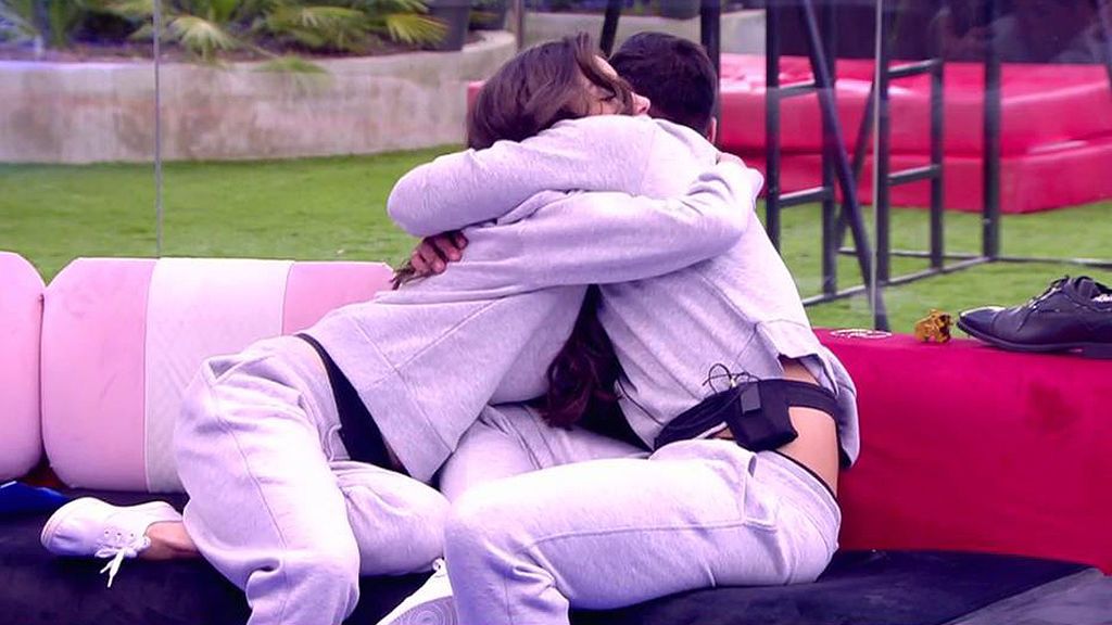 Vota: ¿Hay algo más que una simple amistad entre Adara y Gianmarco?