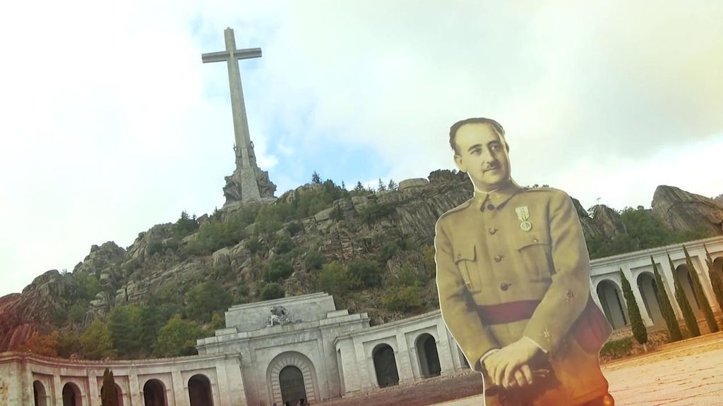 Extranjeros contentos con la exhumación de Franco y algún que otro nostálgico: visitamos el Valle de los Caídos en su reapertura