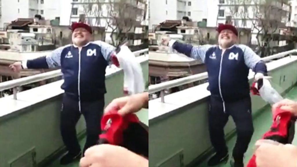 La fiesta que se montó Maradona