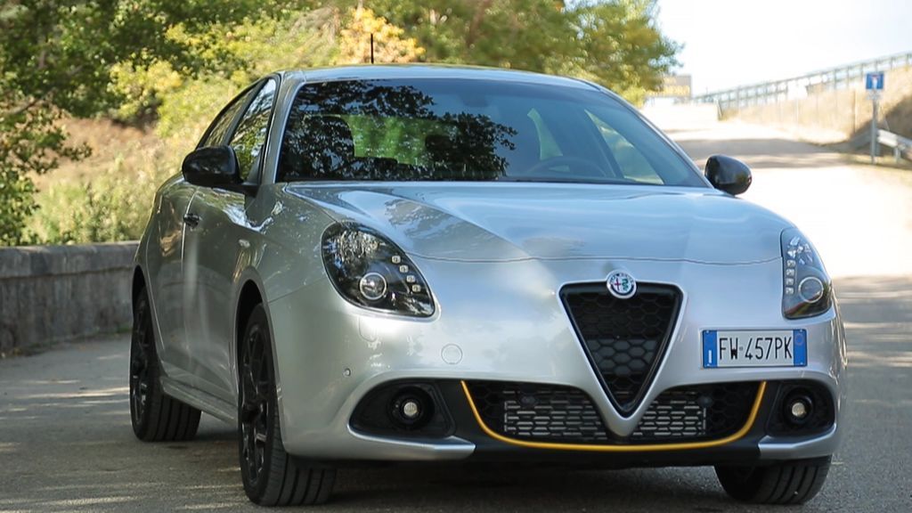 A los mandos del Alfa Romeo Giulietta Veloce