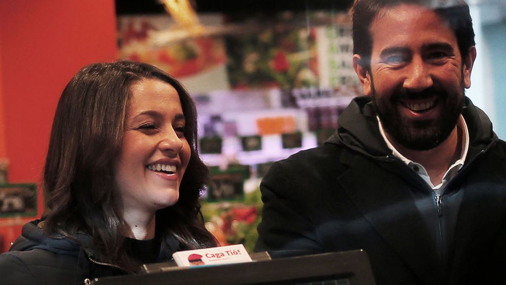 La historia de Inés Arrimadas y Xavier Cimas, los ‘Romeo y Julieta’ de la política española La historia de Inés Arrimadas y Xavier Cimas, los ‘Romeo y Julieta’ de la política española