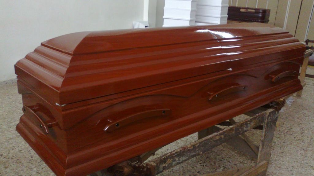 "Cambiazo" de ataúdes: "El muerto no era Sebastián, sino un guardia civil" "Cambiazo" de ataúdes: "El muerto no era Sebastián, sino un guardia civil"