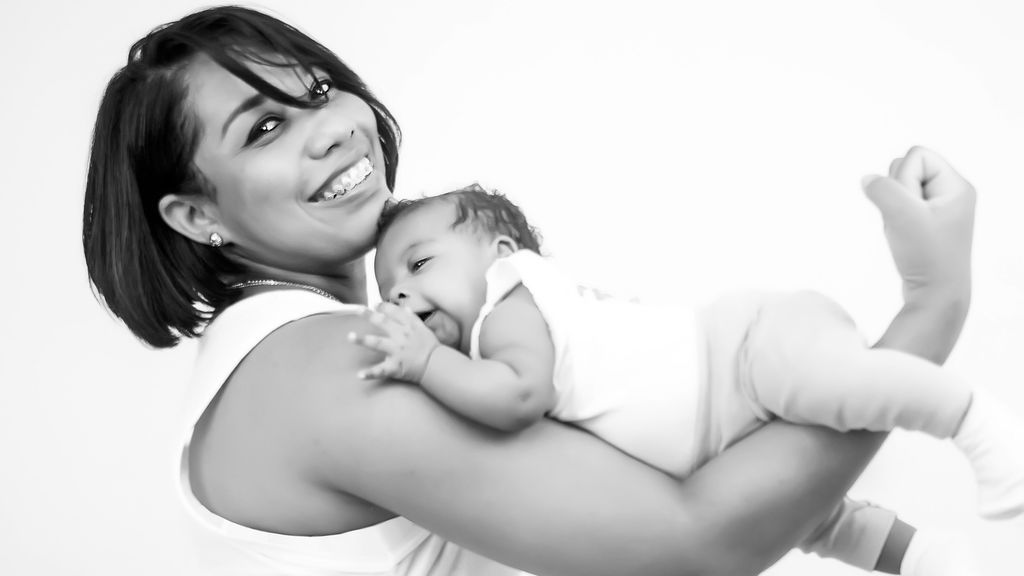 Más permisos de paternidad que de maternidad, pero la excedencia sigue siendo cosa de mujeres Más permisos de paternidad que de maternidad, pero la excedencia sigue siendo cosa de mujeres