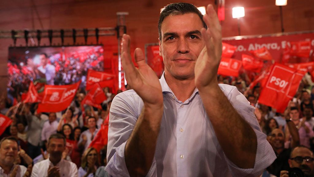Primeros mítines de campaña: comienzan ocho días frenéticos Primeros mítines de campaña: comienzan ocho días frenéticos