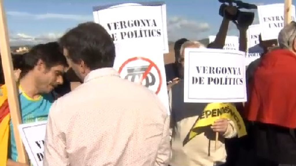 Acto central de campaña de ERC ante la cárcel de Lledoners: "Ante su venganza, nuestra victoria"