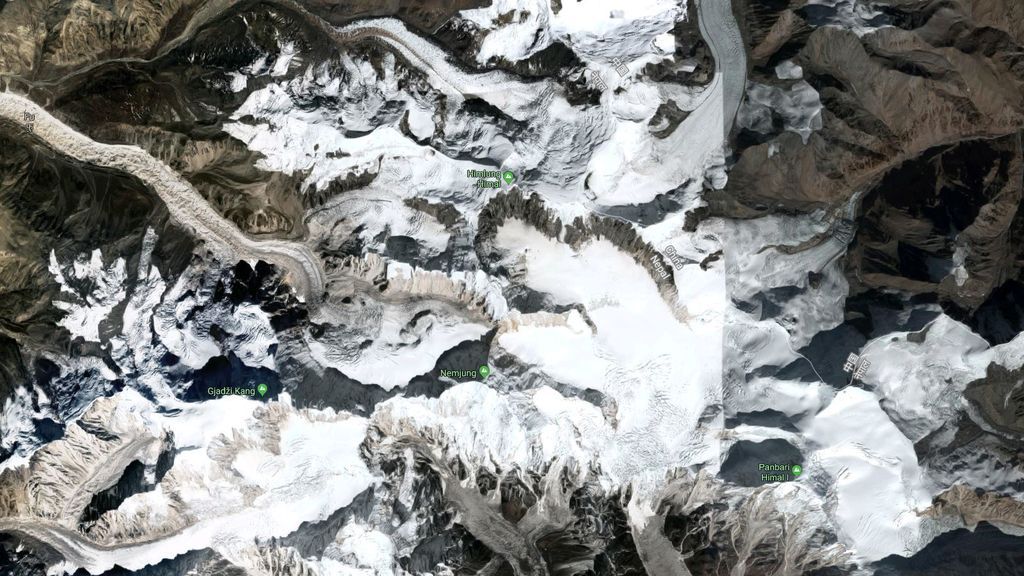 Muere un montañero zaragozano en el Himalaya Muere un montañero zaragozano en el Himalaya
