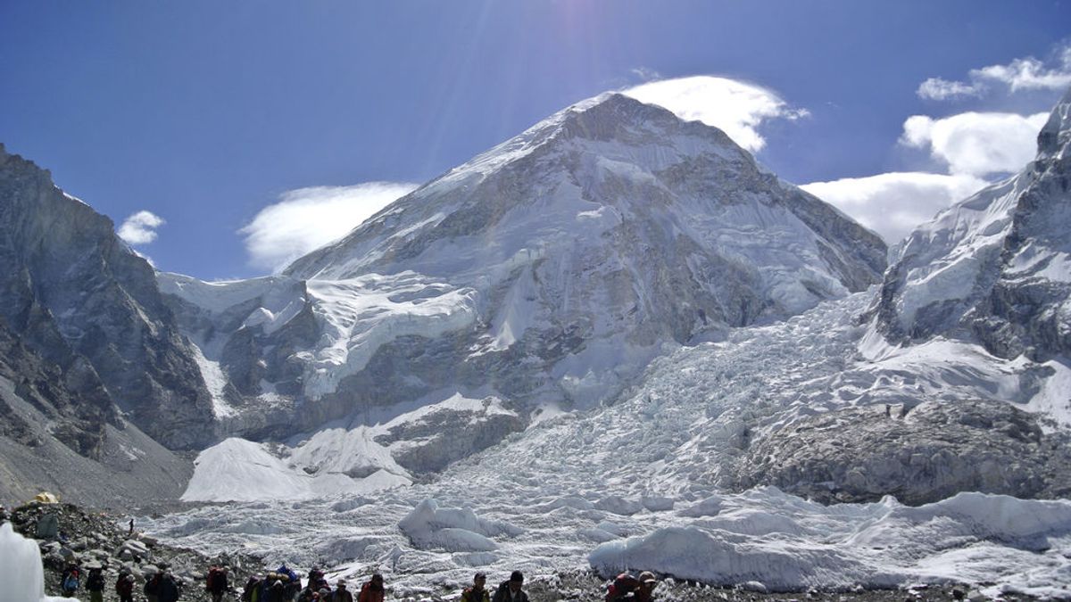 Muere un montañero zaragozano en un pico del Himalaya en Nepal