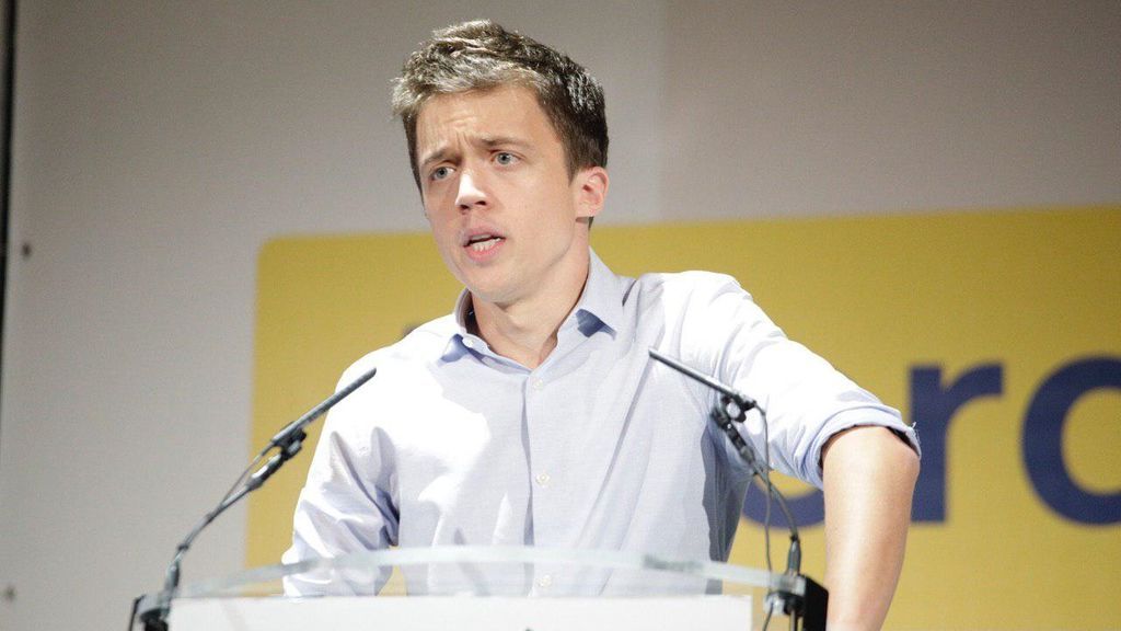 Íñigo Errejón denuncia ante la Junta Electoral Central el vídeo promocional de VOX Íñigo Errejón denuncia ante la Junta Electoral Central el vídeo promocional de VOX