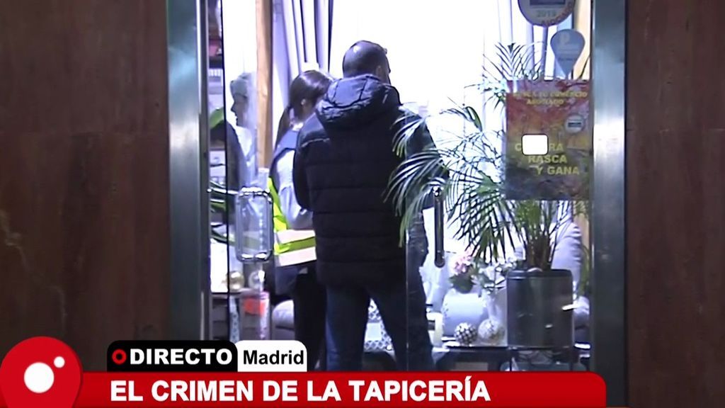 Encuentran el cadáver de un hombre en una tapicería de Madrid