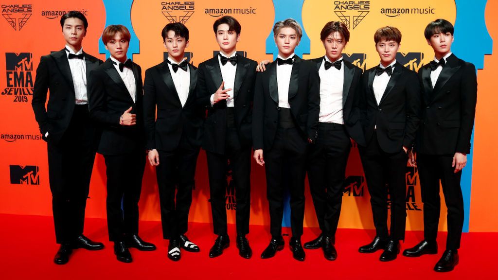 Rosalía se rinde al K-pop: la española presume de foto con NCT tras los premios de la MTV Rosalía se rinde al K-pop: la española presume de foto con NCT tras los premios de la MTV