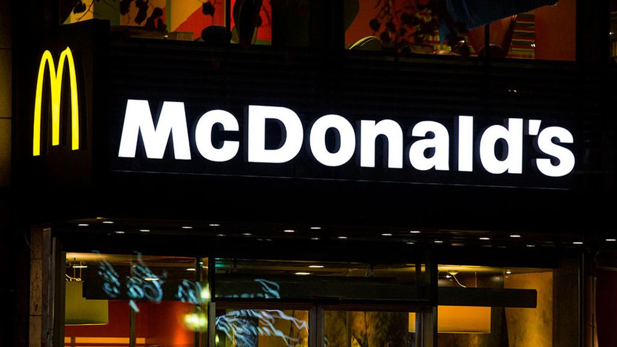 McDonald's cesa a su director ejecutivo por mantener una relación sentimental con una empleada McDonald's cesa a su director ejecutivo por mantener una relación sentimental con una empleada