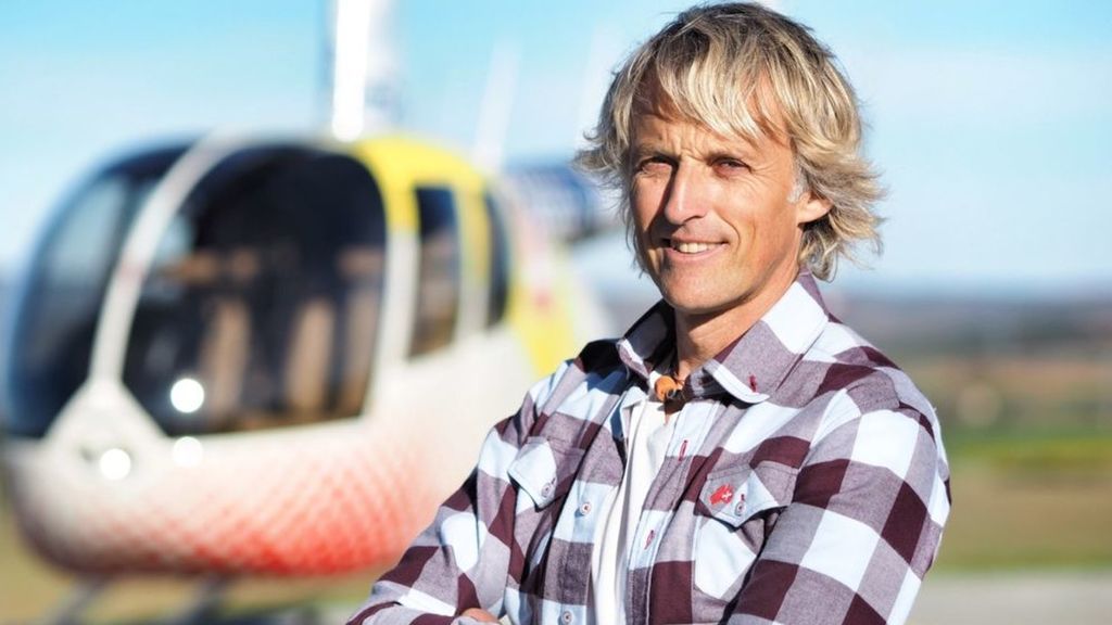Jesús Calleja gana la Antena de Oro 2019 por 'Volando Voy' Jesús Calleja gana la Antena de Oro 2019 por 'Volando Voy'
